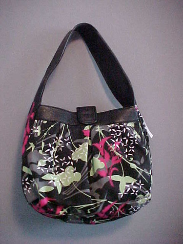 Vogue Launches Vogue Stylist, An Interactive Fashion Genius!