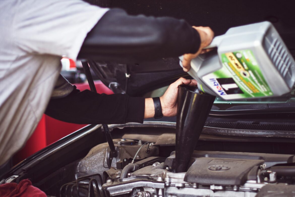 A Guide for Teaching Your Teen How to Change Car Oil 