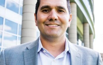 Mauricio Pincheira and the HACR Young Hispanic Corporate Achievers Award: What Recognition Reflects
